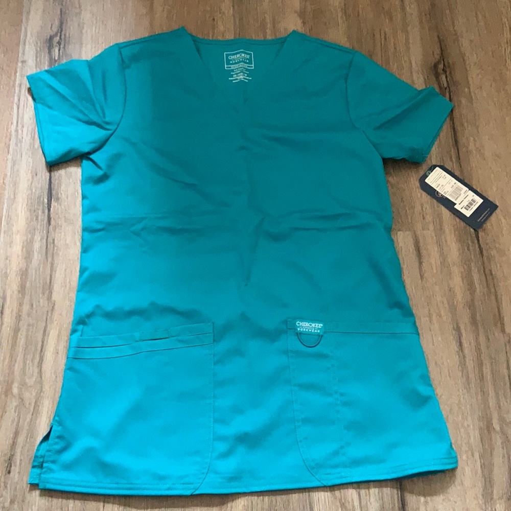Cherokee Scrub Top